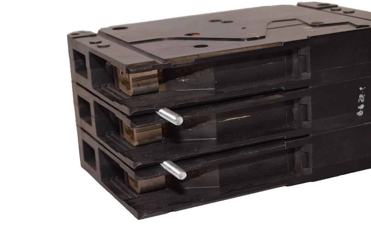 Used Siemens ED43B050 50A Amp 480V 3P Type ED4 Sentron Series Circuit Breaker