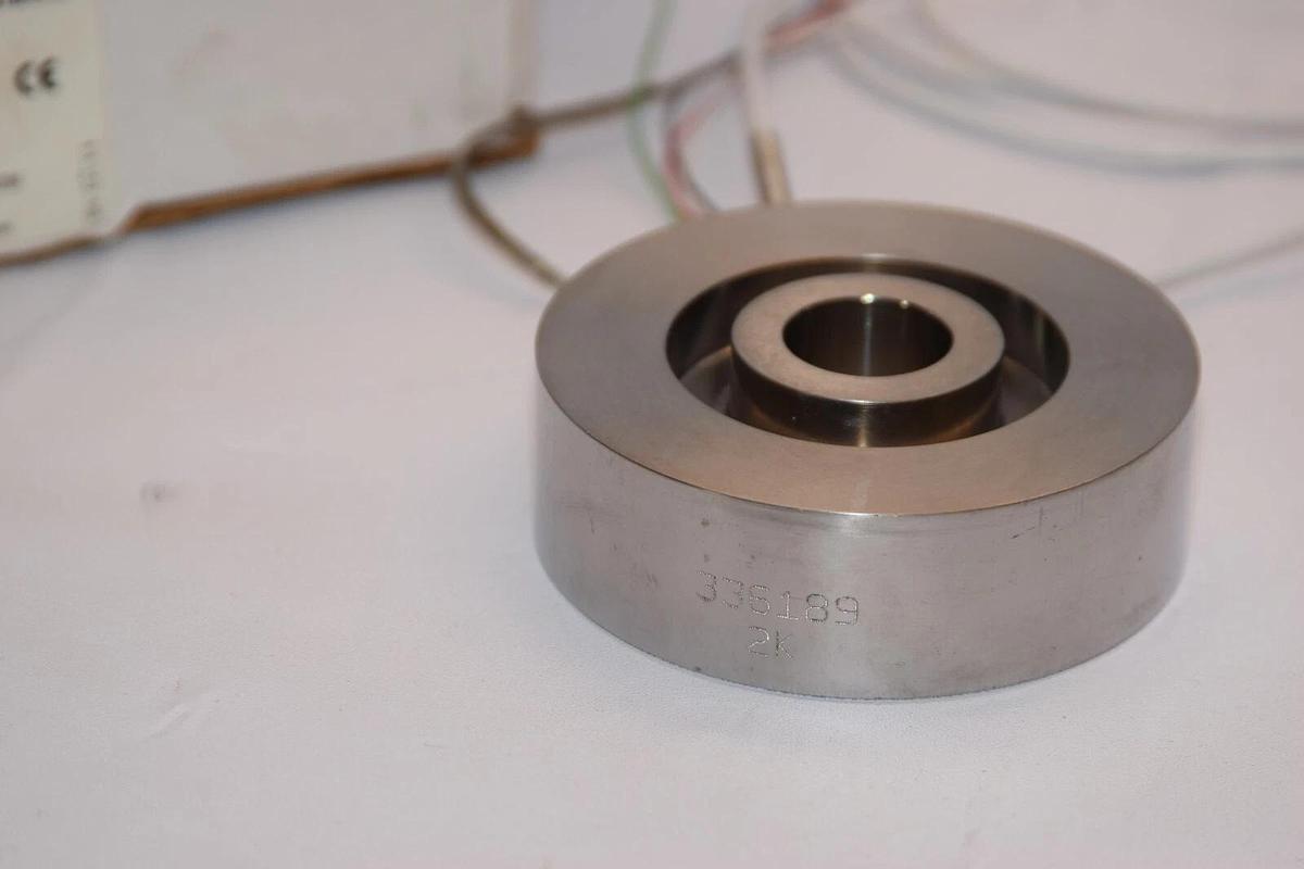 (NEW) OMEGA LC8300-750-2K 0-2000 lbs 3" Through Hold CPR Load Cell