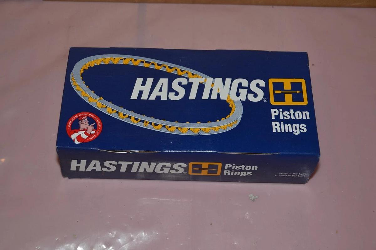 HASTINGS PISTON RINGS 667 6 CYL CHEVY GMC BUICK A0304C 512823 NEW