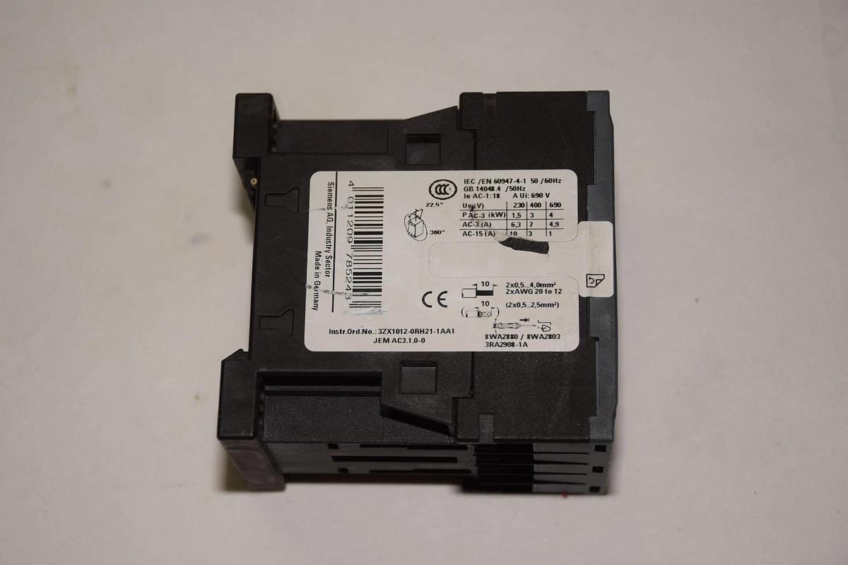 Used SIEMENS SIRIUS 3RT2015-2BB41 G/101214 E02 24V DC CONTACTOR