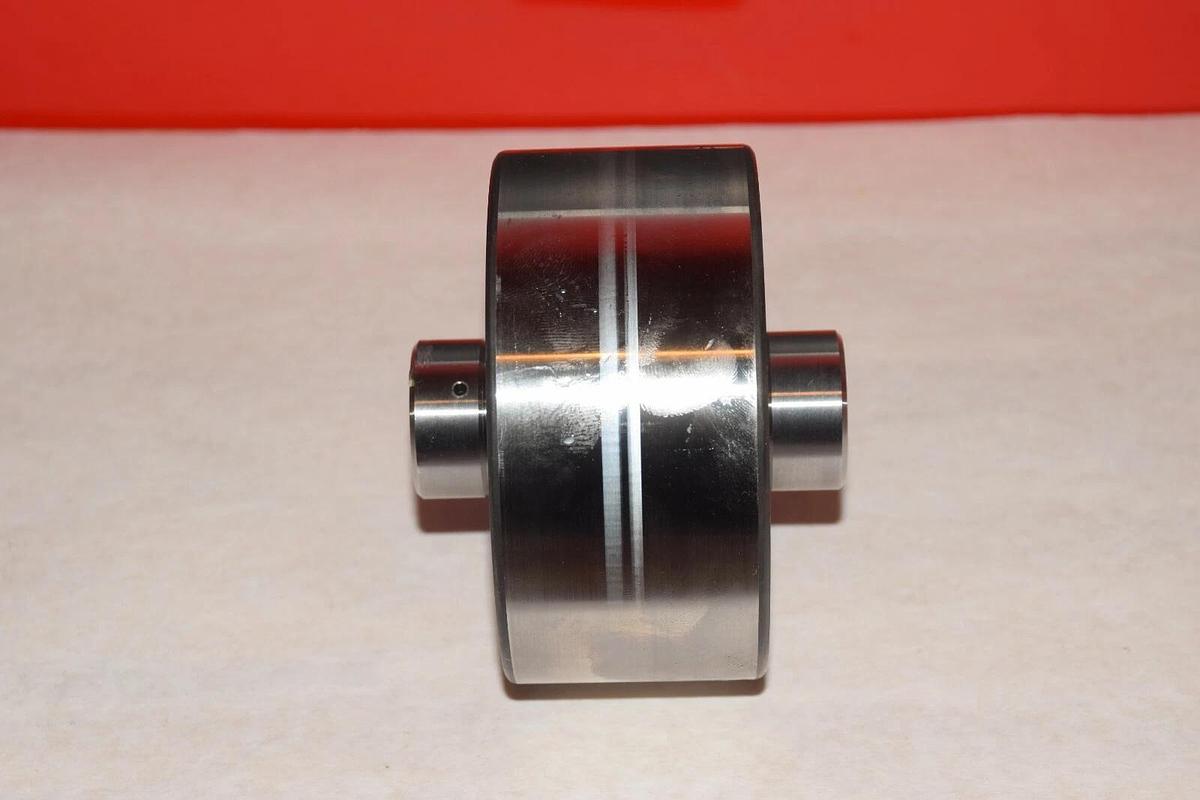 NEW SNR GNU40425S01 CYLINDRICAL ROLLER BEARING