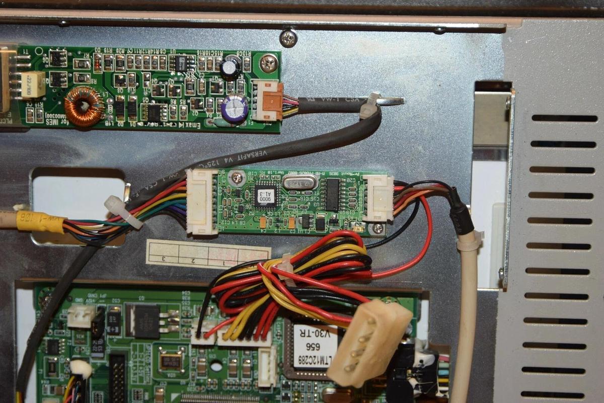 Used Allen Bradley VersaView 1200P touch screen  display front cover 130G025-21-300