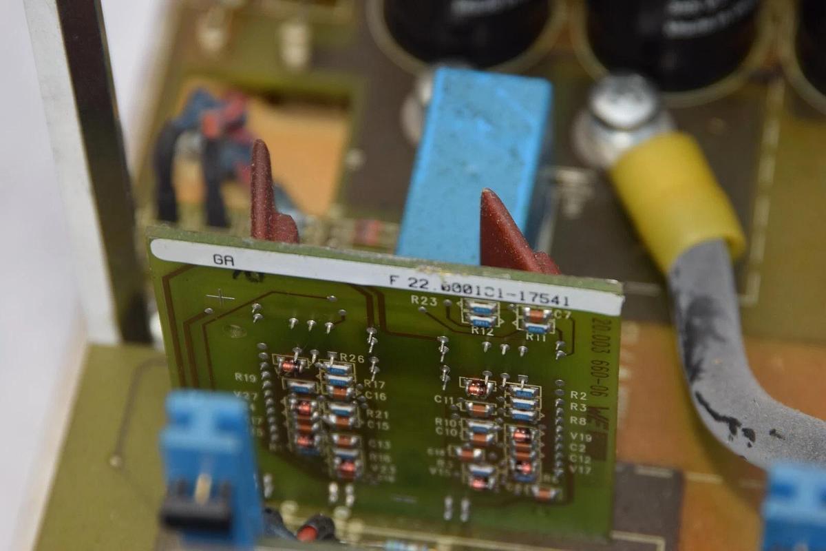 Used EUC-HELLER LMN-80/120A , D 24.002020X-00444 218-00 Uni-Pro Drive Servo Amplifier