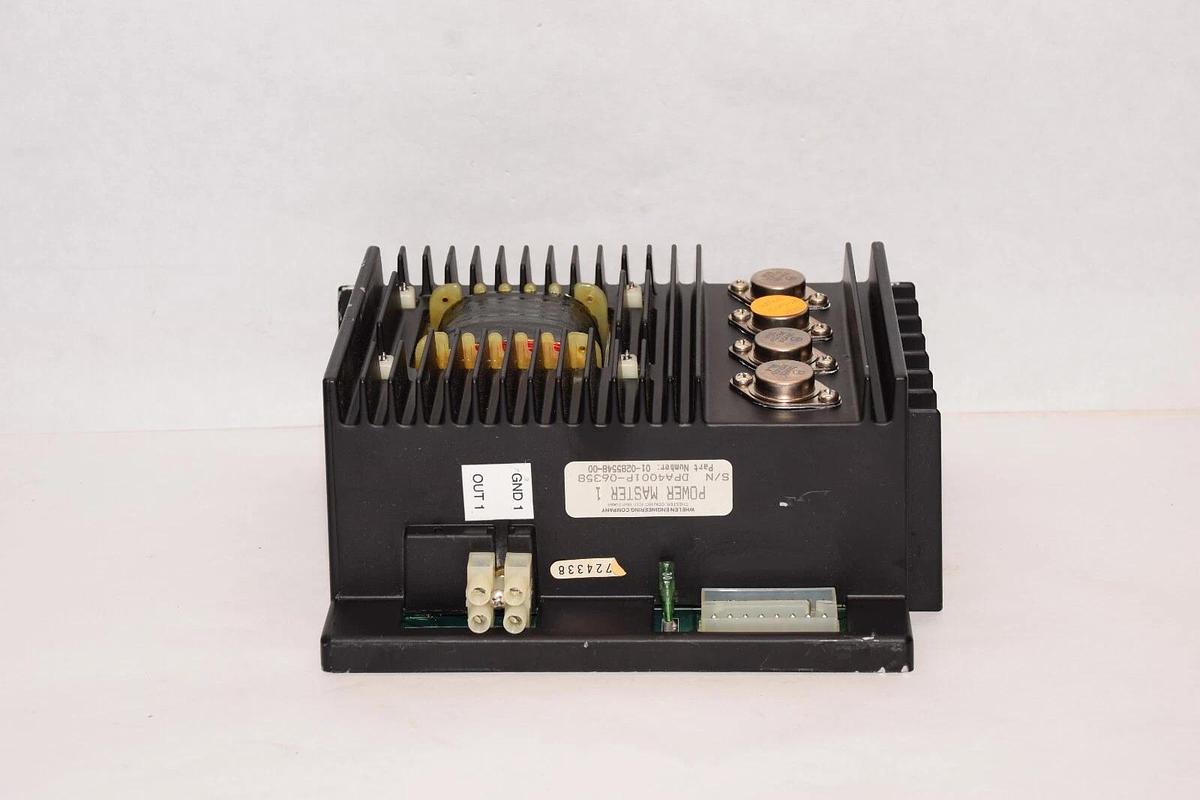 Used WHELEN POWER MASTER 01-0285548-00 , 01028554800 400W Power Amplifier