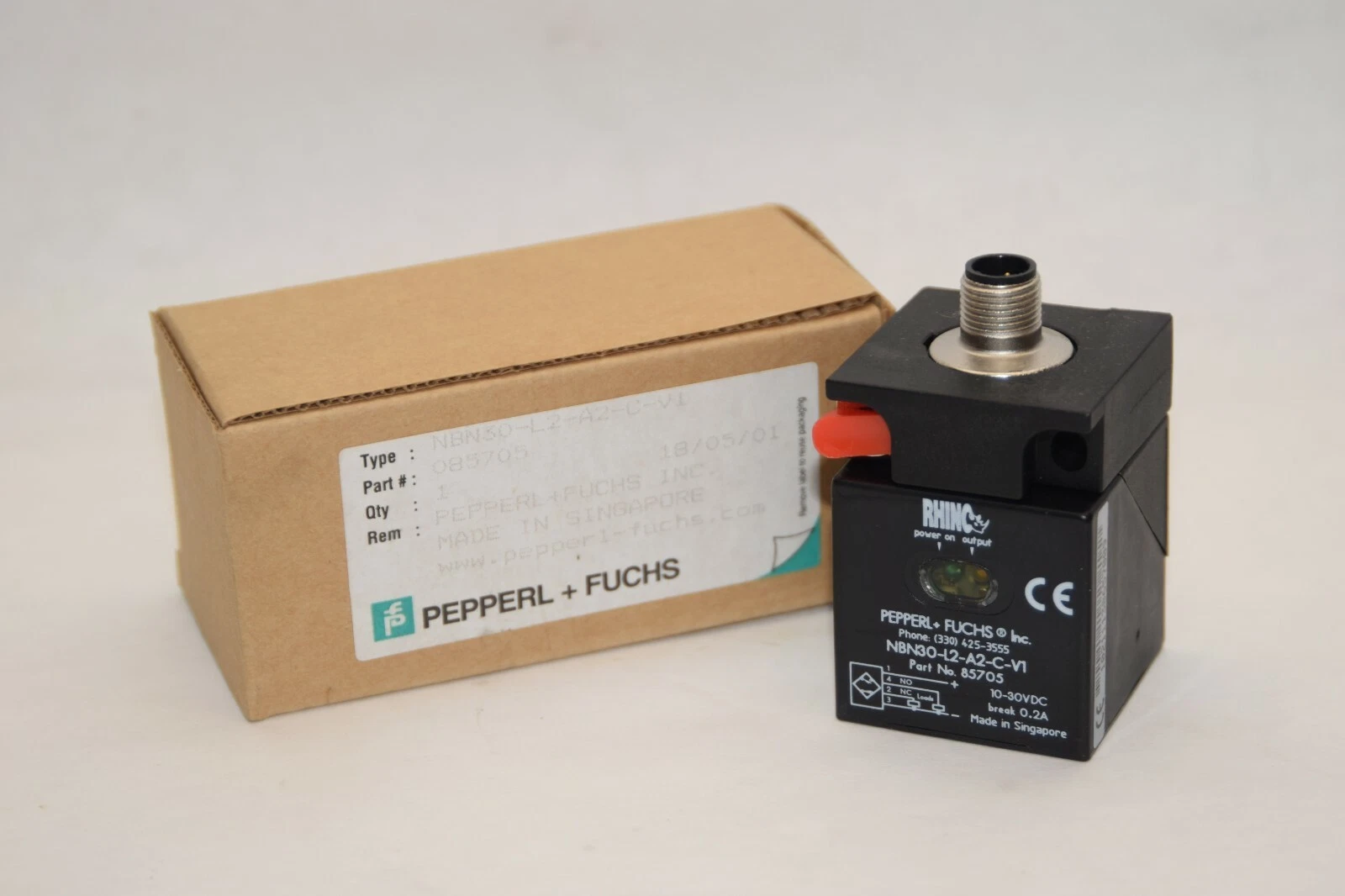 (NEW) PEPPERL + FUCHS NBN30-L2-A2-C-V1 Part No 85705 10-30Vdc Proximity Sensor