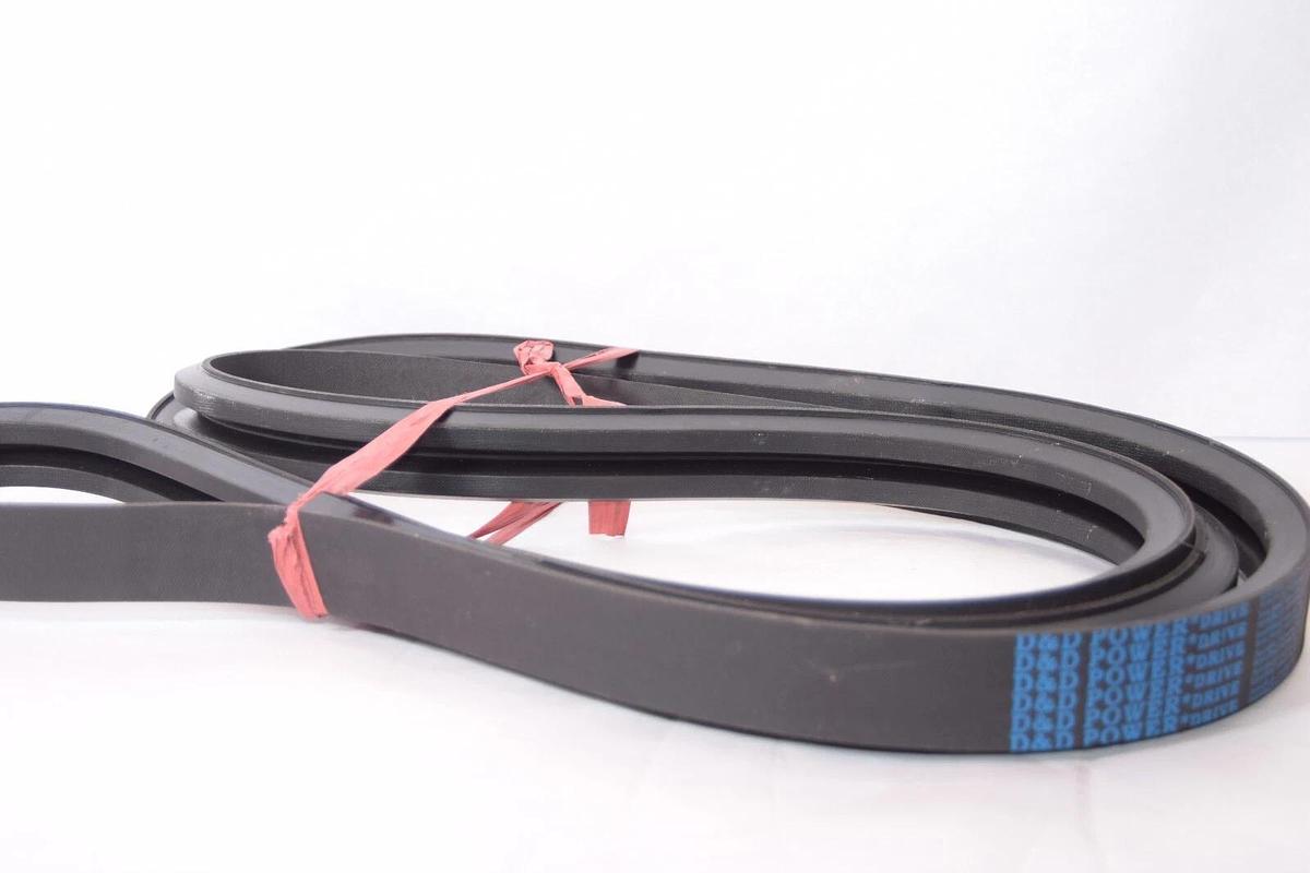 D&D POWER DRIVE 2-B136 2/B136 2B136 B136/02 B136/2 2 Rib Banded V-Belt (NEW)