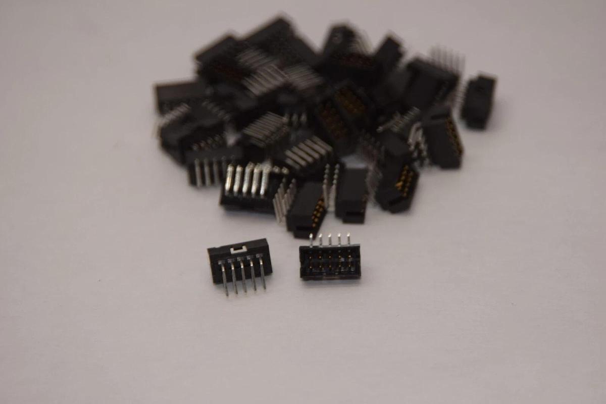 (NEW -Lot 37) 1253-8405 , FWNH000014-00A 2x5 Pin Connector