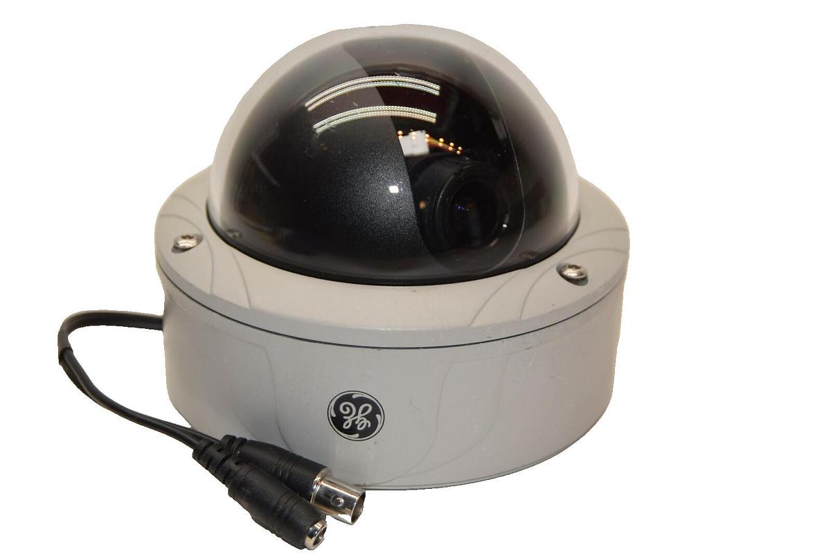 Used GE GENERAL ELECTRIC UVD-XP3DNR-VA2 1/3" 12Vac 24V Rugged Dome Security Camera