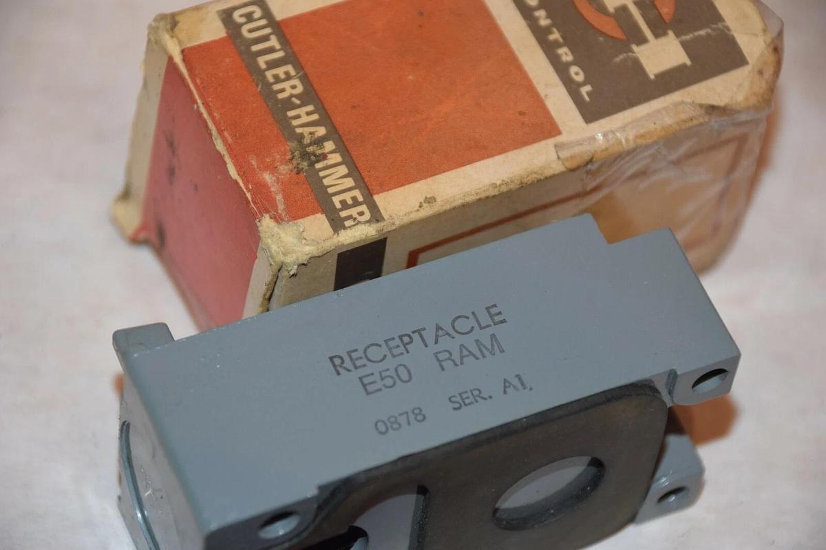 NEW CUTLER HAMMER E50 RAM SERIES A1 LIMIT SWITCH RECEPTACLE