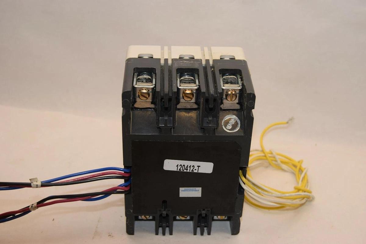 (NEW) EATON CUTLER HAMMER HFDDC3100LA1301S0201 100A Amp 3P Circuit Breaker