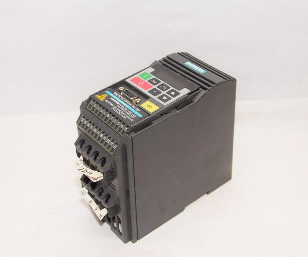 Used SIEMENS 6SE3210-7BA40 230V 1.8A Micromaster Vector Inverter