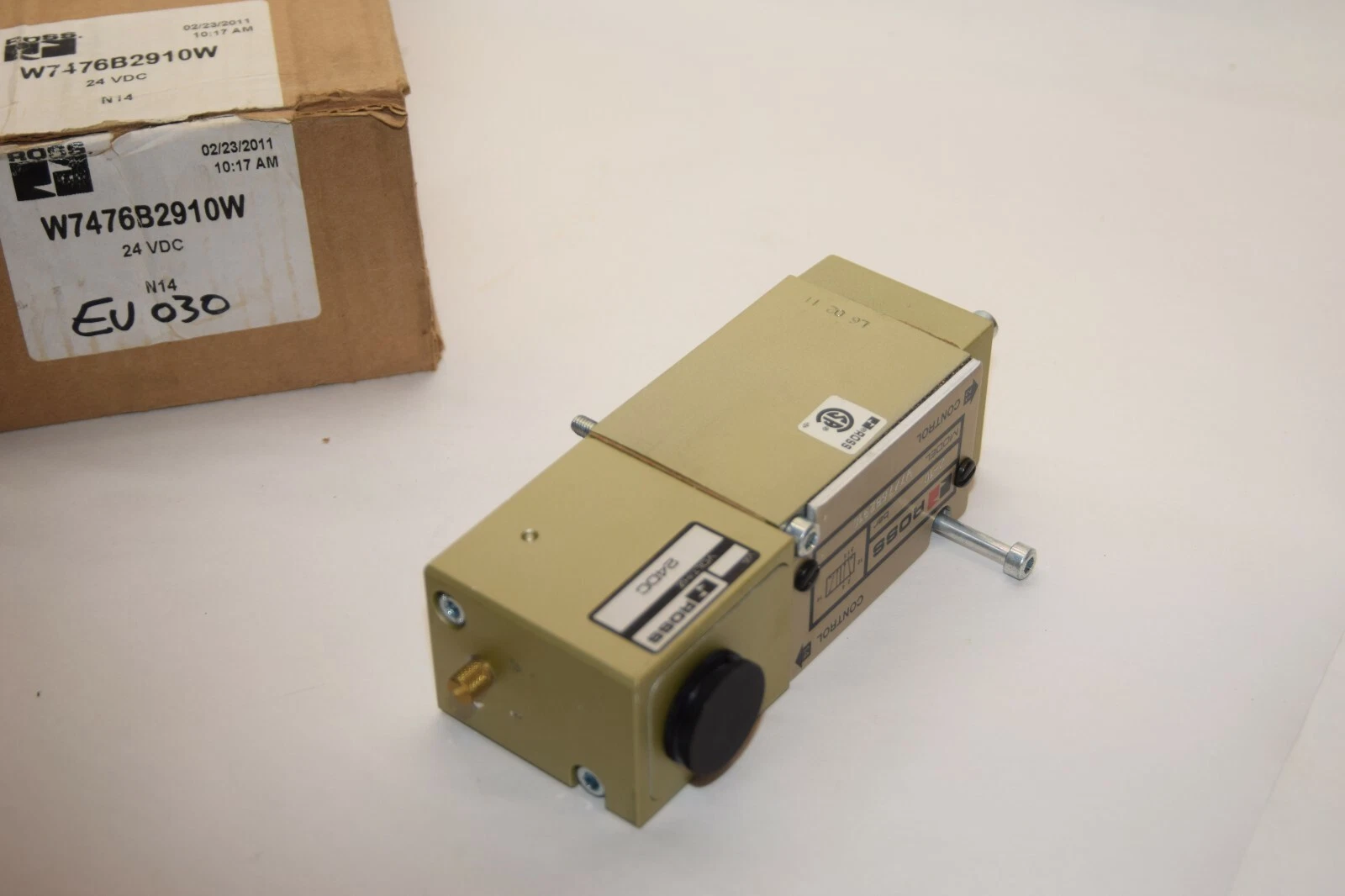 (NEW) ROSS CONTROLS W7476B2910W 24Vdc Valve