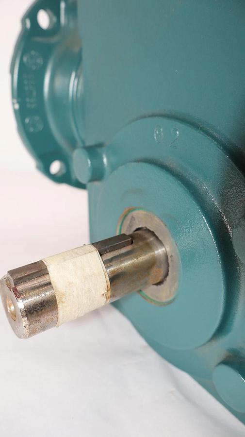 DODGE Baldor Tigear 2 Gear Box Speed Reducer 26Q30R14 30:1 2hp (NOS)