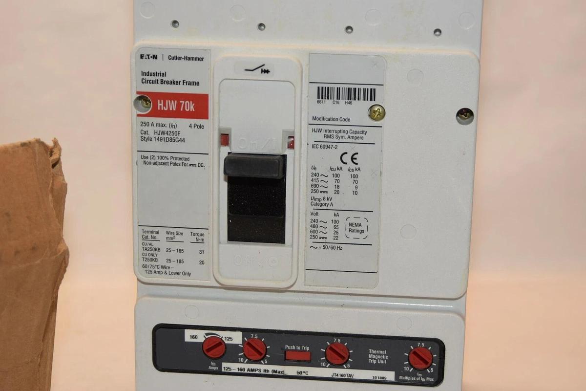 (NEW) EATON CUTLER HAMMER HJW4160V HJW4250F HJW70K 4P 160A Amp Circuit Breaker