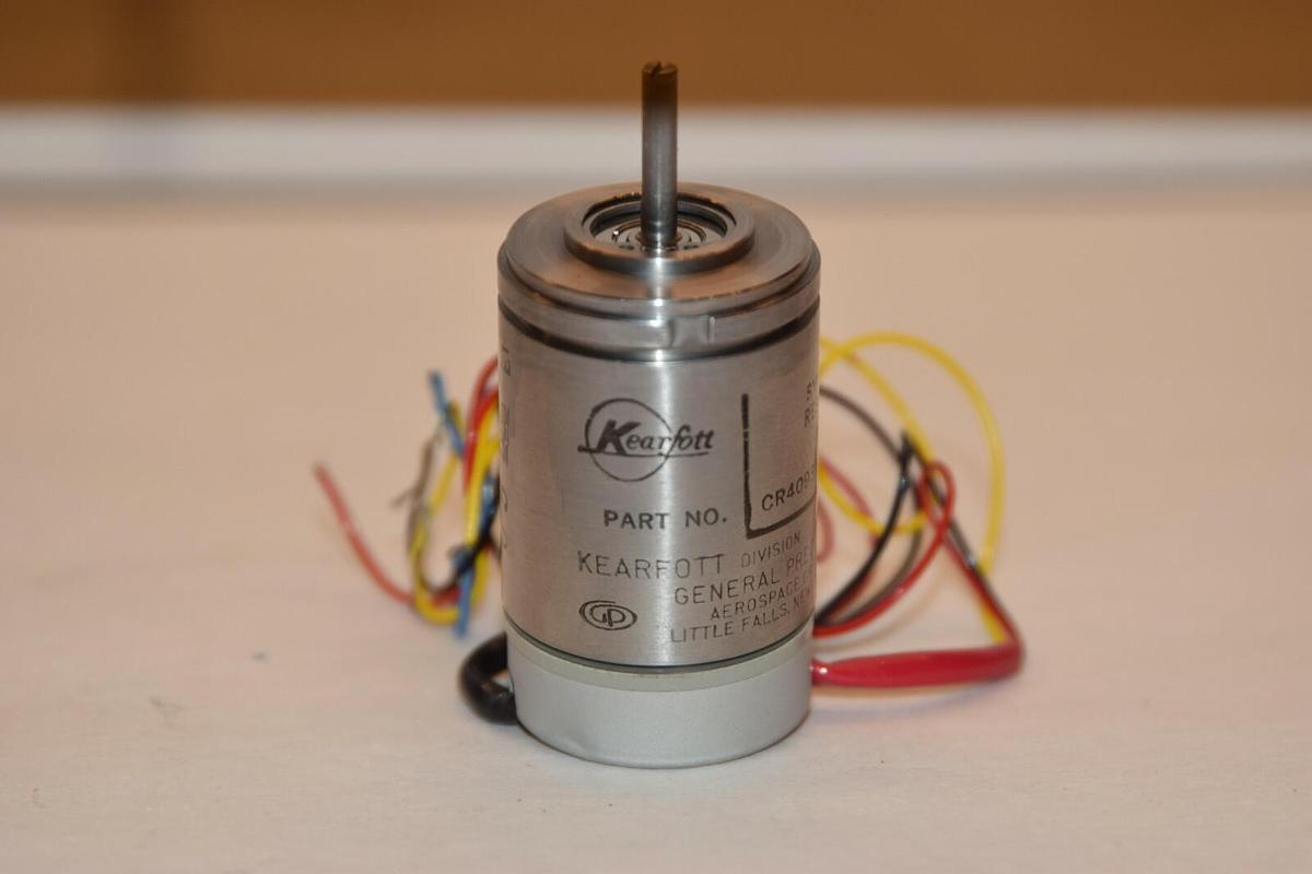 Used KEARFOTT CR40931028 400 CYCLES SYNCHRO RESOLVER