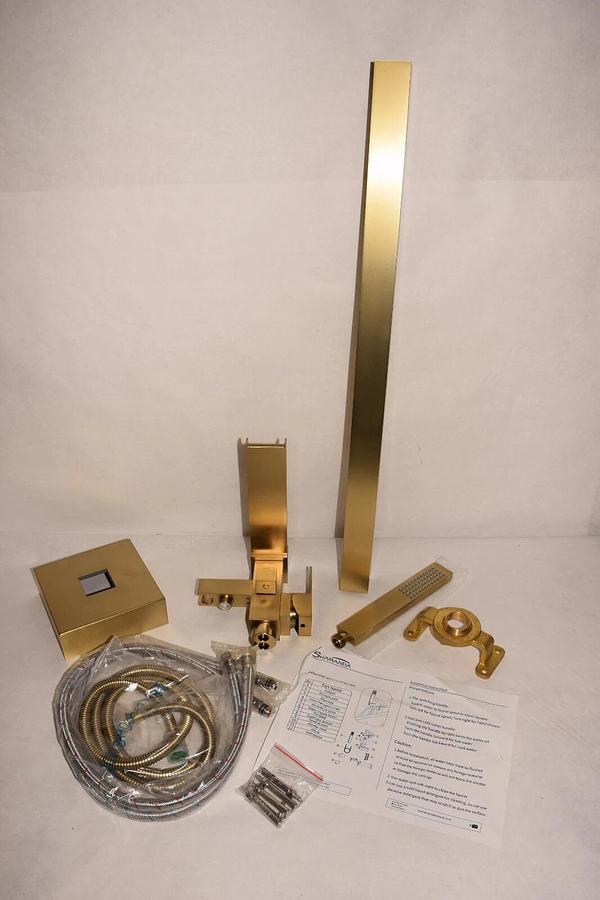 (NEW) SHAMANDA Luxury Freestanding Gold, Bathtub Faucet Single Handle Waterfall