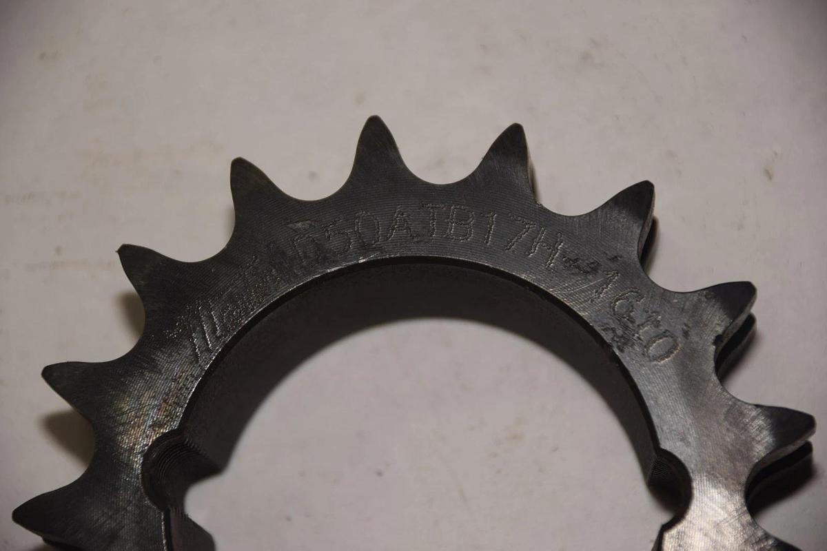 MARTIN D50ATB17H 1610 17 TEETH DOUBLE CHAIN SPROCKET NEW