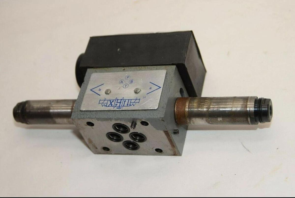 Used CONTINENTAL HYDRAULICS VS511-3F-GB-60L-J 21Watt Directional Valve *No Coils*