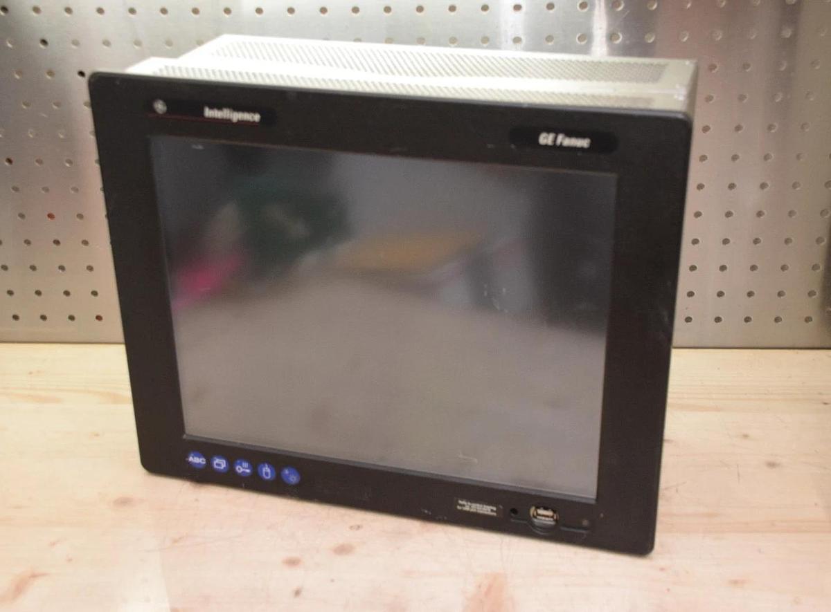 Used GE Fanuc Intelligence Panel IPC 44A751082-002R08 **AS-IS No hard drive**