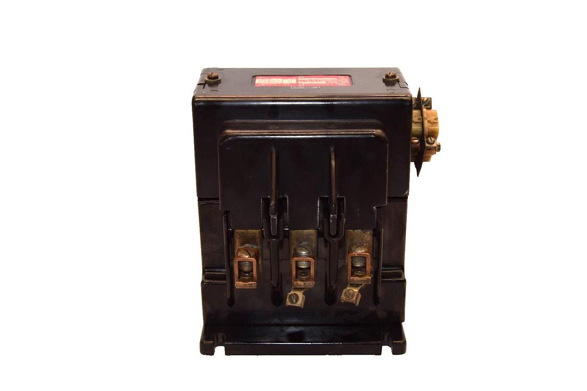 Used Ward Leonard Electric 5003-3001-11 , 5003300111 Size 3 110/120V Coil Contactor