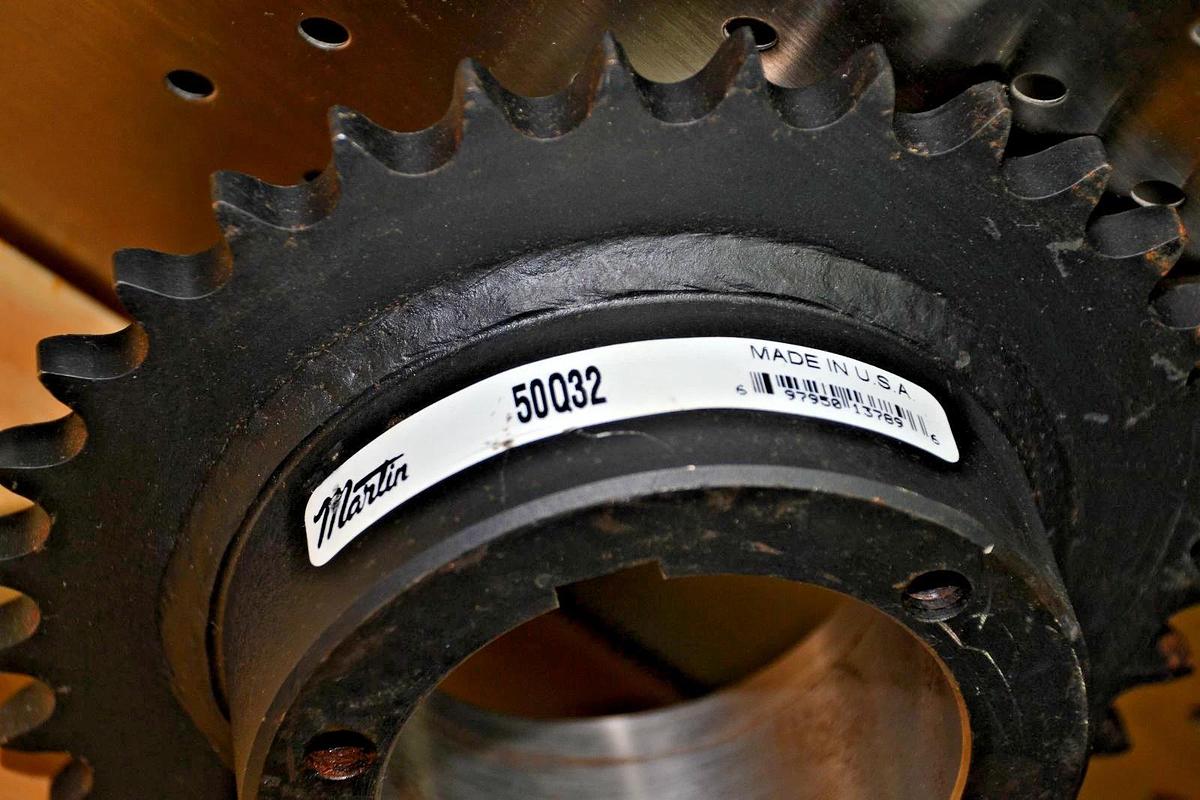MARTIN Sprocket 50Q32 2 3/4" 2-3/4" KEYED BORE 32 TOOTH (USA) NEW