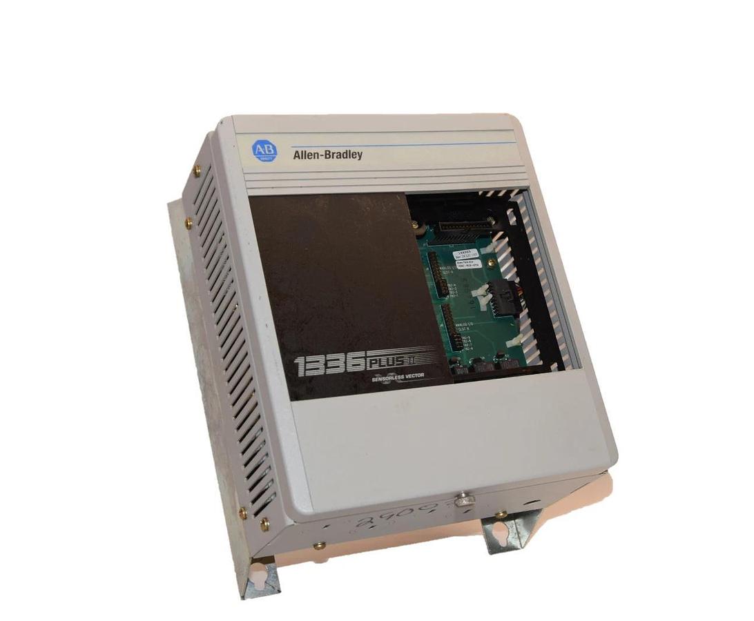 ALLEN-BRADLEY 1336 PLUSII 1HP AC Drive 1336F-BRF10-AA-EN-HAS2-L4 (NEW)