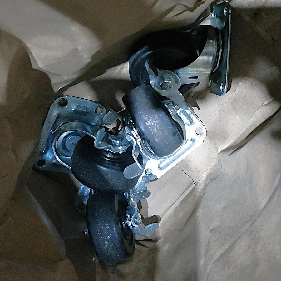 Used So-Low Ultra Low U85-18 Freezer, Upright Commercial Lab Freezer