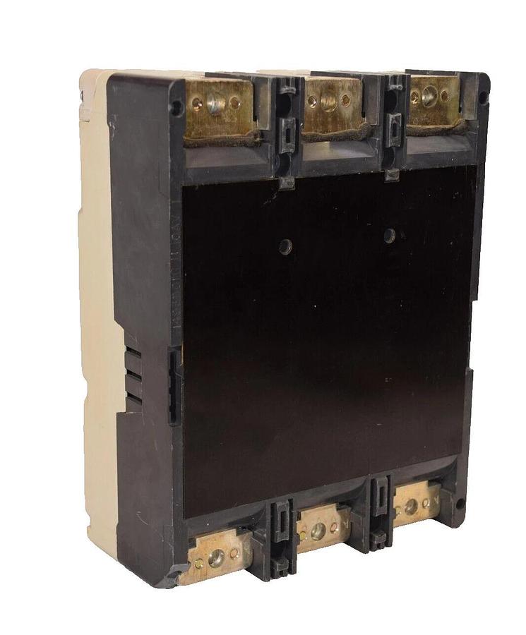 Used Cutler Hammer Breaker LD3500 LD35k 500 Amp 500A 6613C98G02 3pole 600vac  *read*