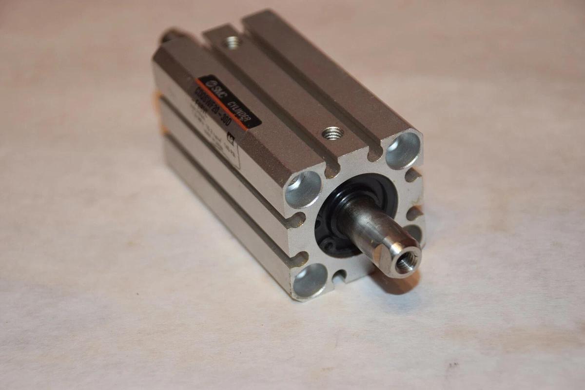 Used SMC CDQSWF20-30D-F9BVL CDQSWF2030DF9BVL 1.0MPa 145psi PNEUMATIC CYLINDER