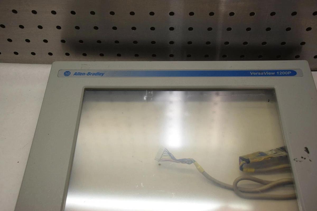 Used Allen Bradley VersaView 1200P touch screen glass RES-12.1-pl8 95419 B for 6181P