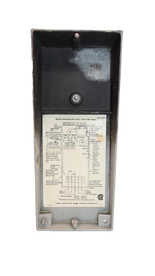 Used GE General Electric GEJ-2709 Reflex Photo Electric Scanner
