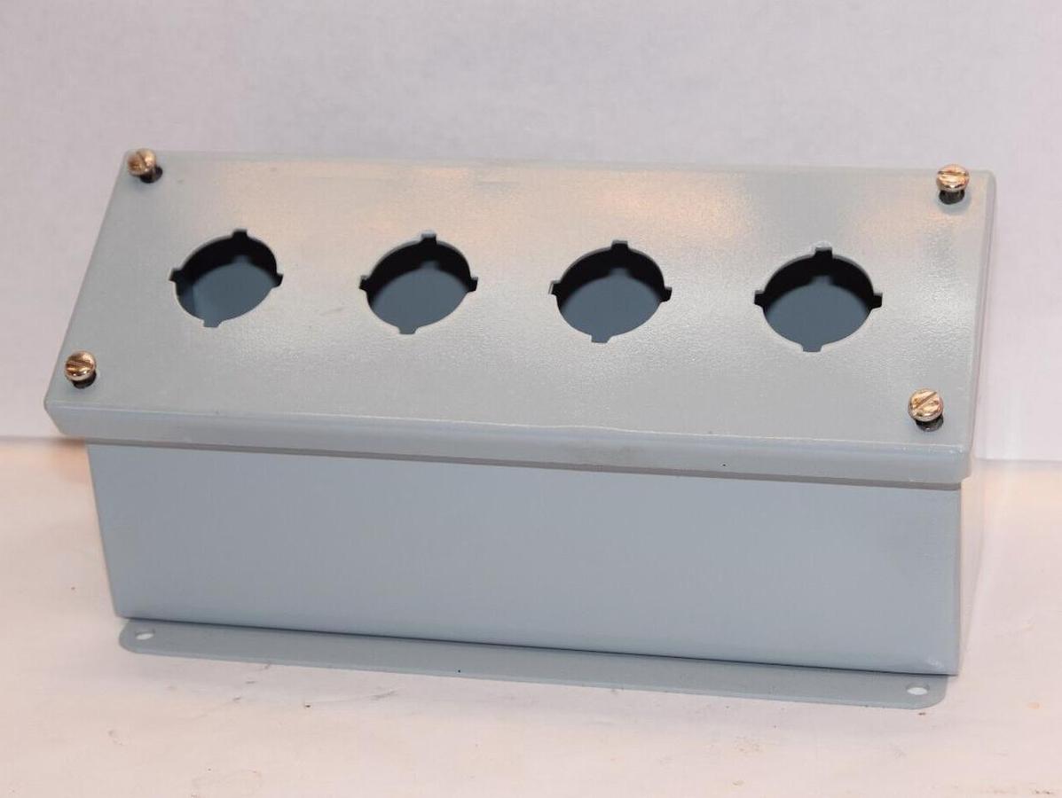 (NEW) WIEGMANN, Wpba4, 4 Hole angled operator push button Electrical Enclosure