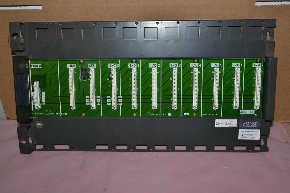 Used MITSUBISHI MELSEC A38B-UL A38BUL 8 I/O SLOT PLC CHASSIS RACK