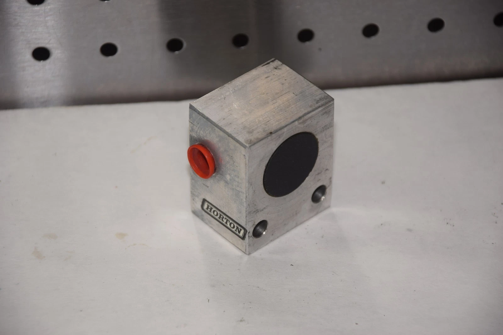 HORTON B37000 376504 AIR CHAMP CYLINDER BLOCK NEW