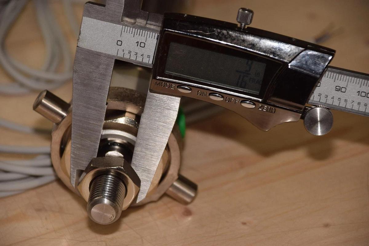 SMC CDM2B40-150 CDM2B40150 CDM2B40-150-C73L 1.0MPa PNEUMATIC CYLINDER NEW