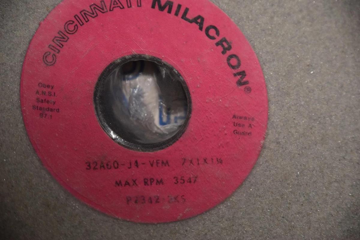 Cincinnati Milacron 32A60-J4-VFM, P2342 Grinding Wheel  7 x 1 x 1-1/4 NOS