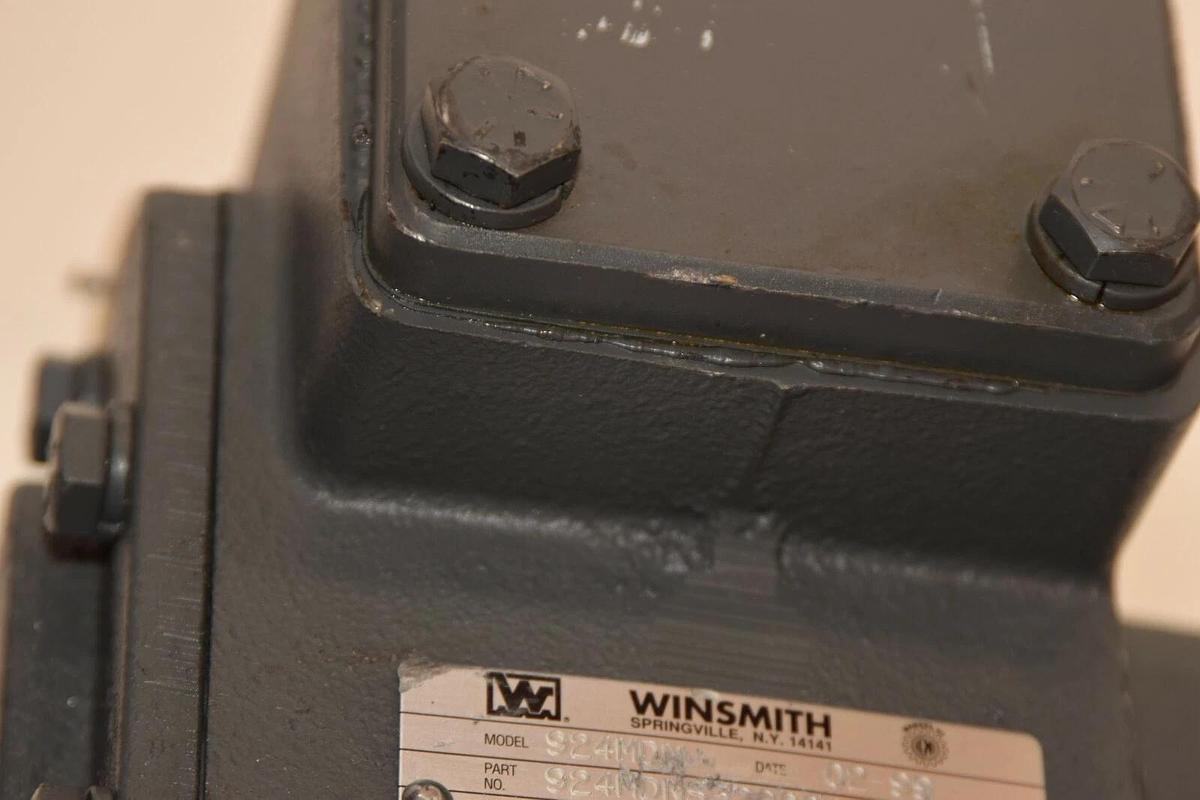 Winsmith 924 924MDN Gear Box Speed Reducer 1750rpm 2.77hp Ratio 10:1 NEW