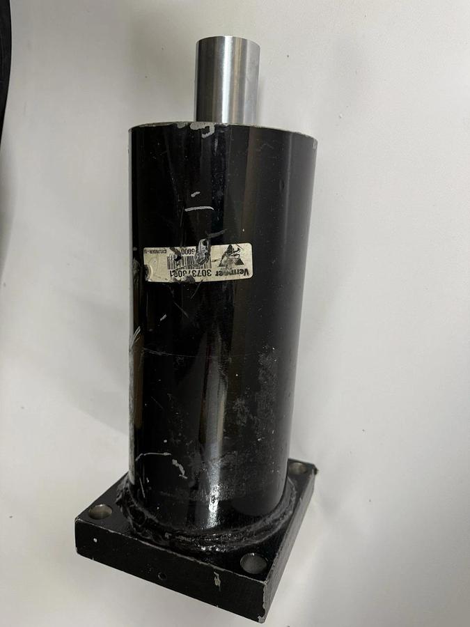 Used Vermeer Cylinder 307378001 6000 GP 307378061 6000GP Isolator