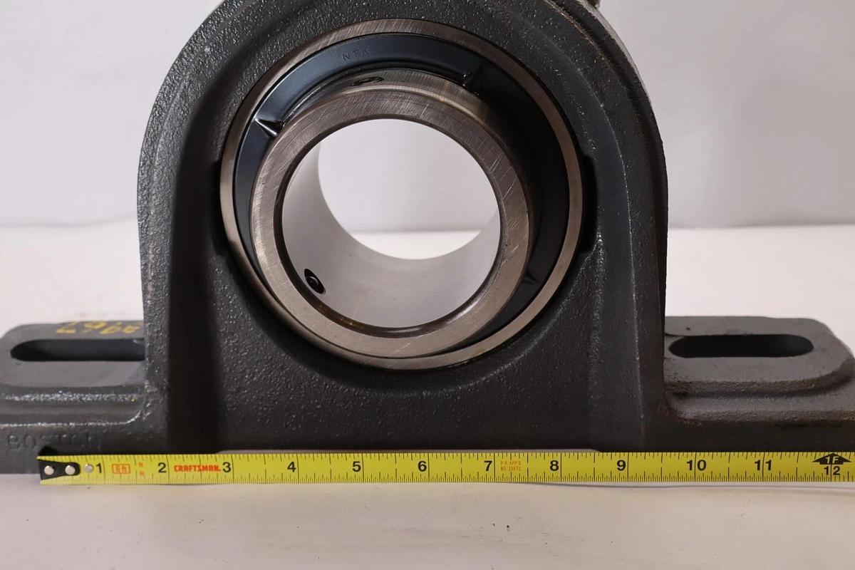 Boston 2-Bolt Pillow Block NTN Bearing A-UCX16-303 AUCX16303 3-3/16 (NOS)