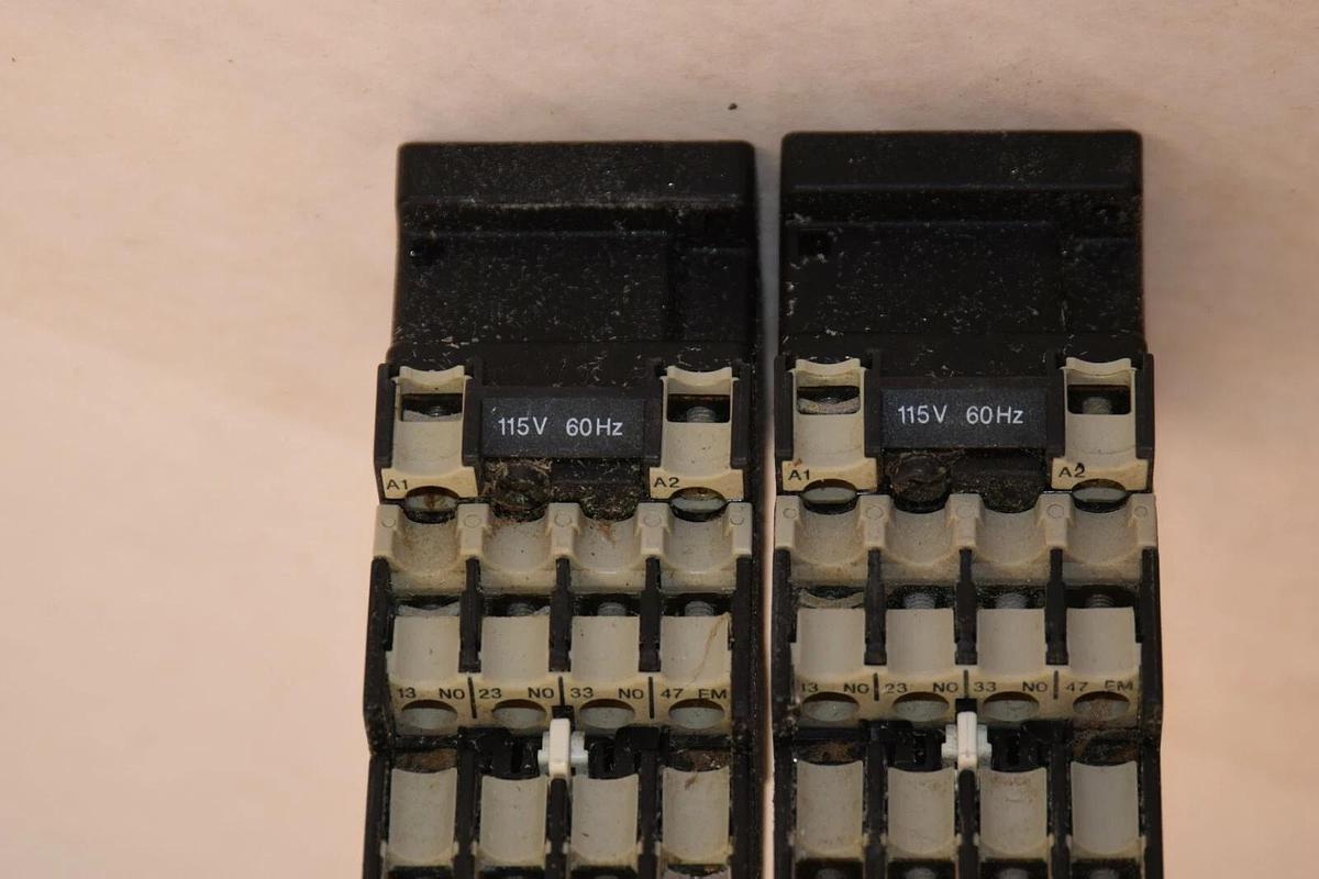 Used (Lot of 2) KLOCKNER-MOELLER DILR53D DIL R 53 D 115V 60Hz Coil Contactor