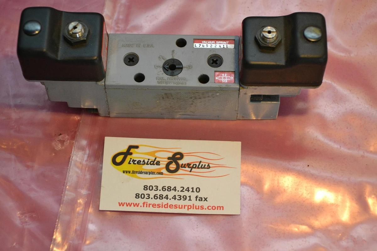 Used SCHRADER BELLOWS VALVE L76522411 240 V 240V 6 WATTS W