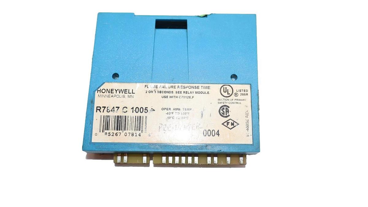 Used Honeywell Dynamic Self-Chk Rectification Flame Amplifier R7847 C 1005 R7847C1005