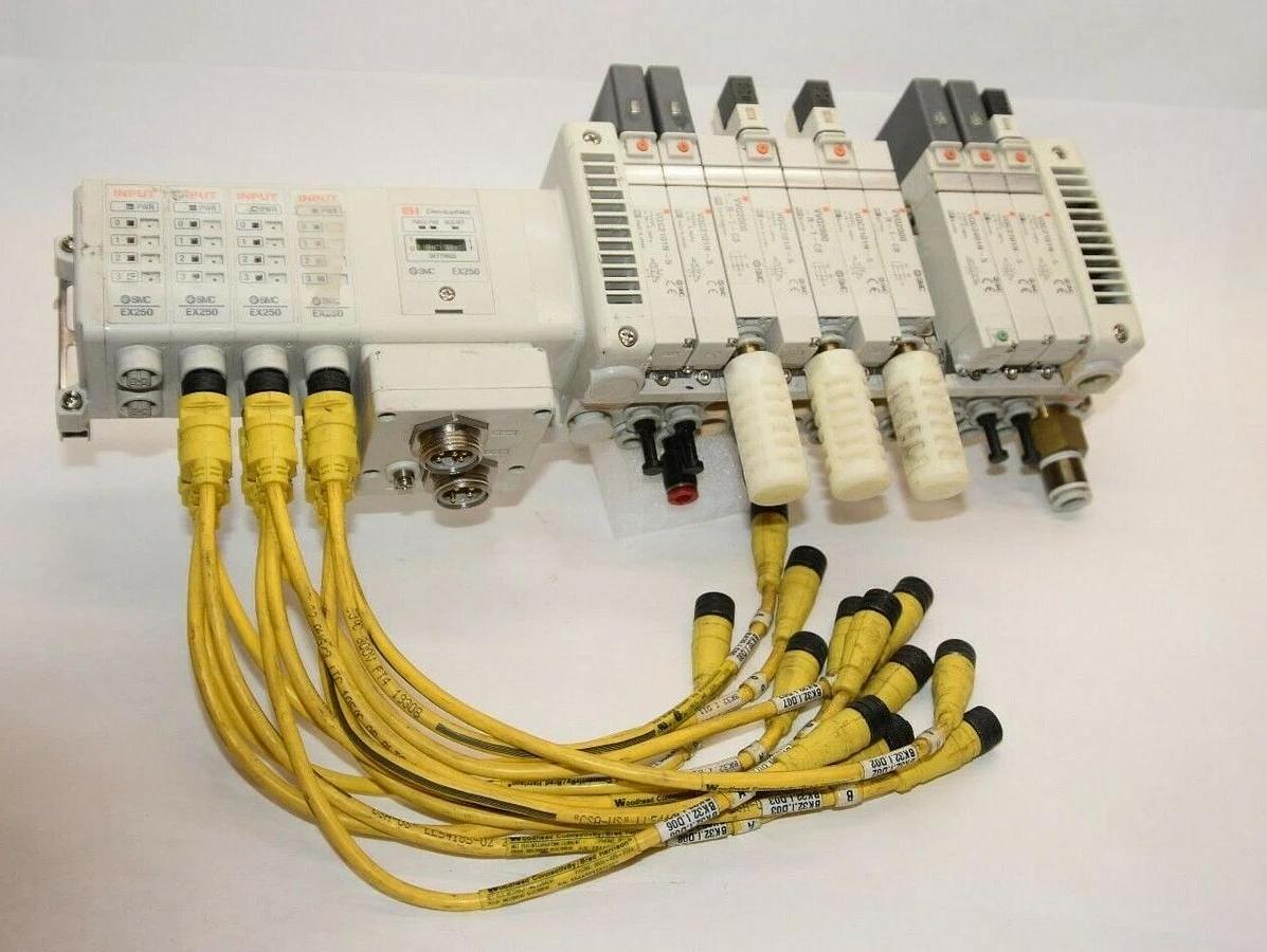 Used SMC EX250-SDN1-X122 Device Net 11 Slot EX250 Serial Interface Unit