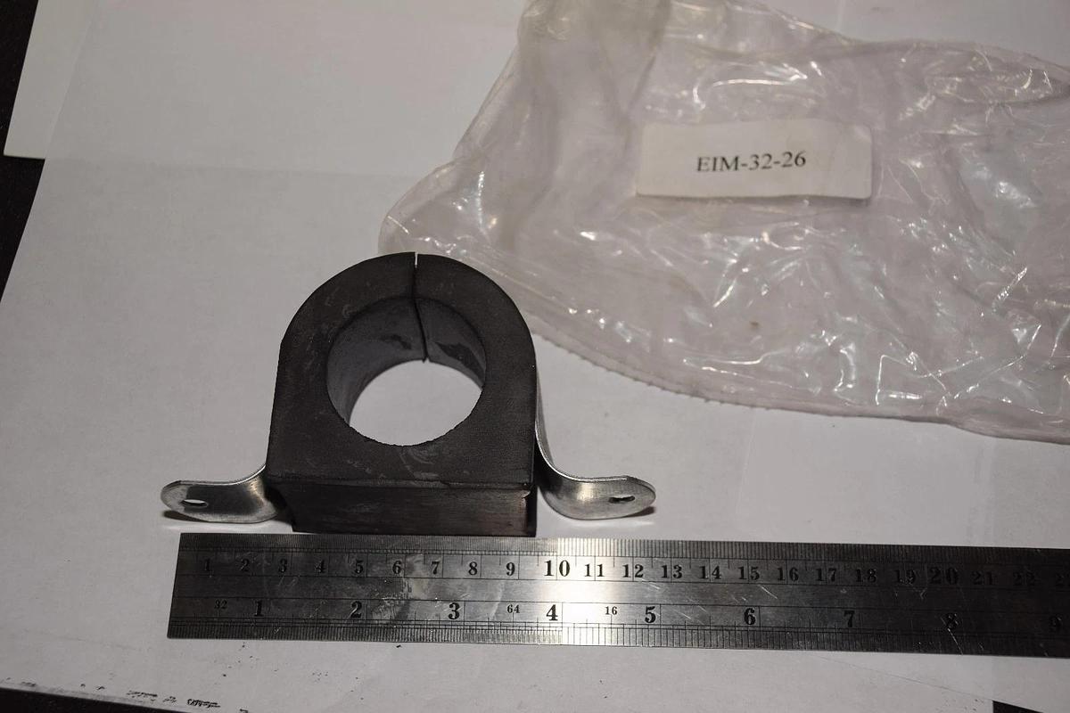 RIGID EIM-32-26 1-5/8" RUBBER VIBRATION DAMPING CLAMP NEW