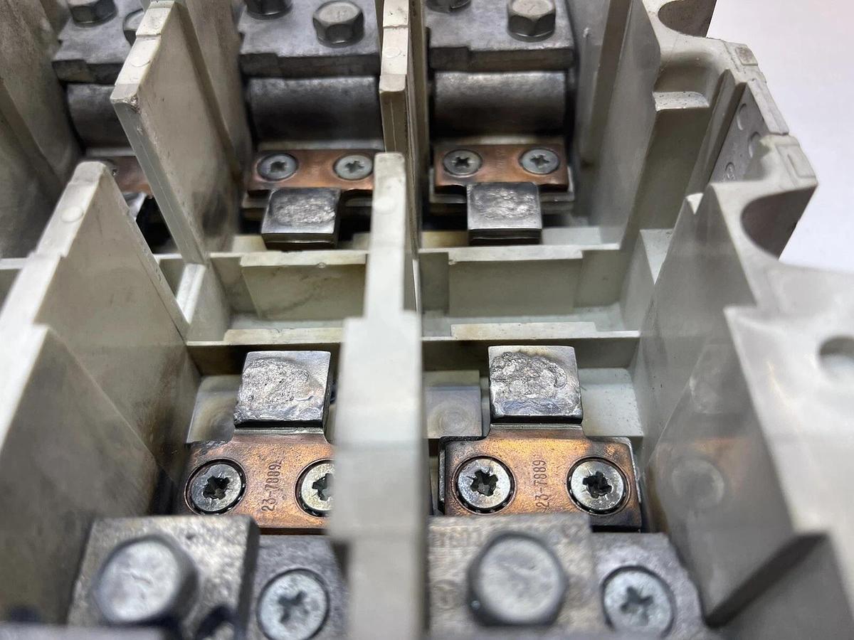 Used Cutler-Hammer 200 Amp contactor C825KN10 120V Coil 3 Poles  600V Series A2 200A