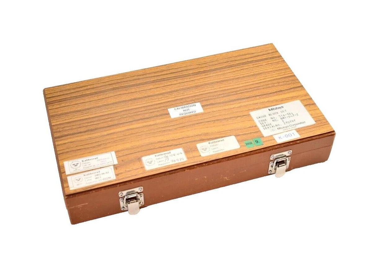 Used (Set) MITUTOYO 516-964 BM1-D47-2 Grade 2 Gauge Block Set Machinist Tool