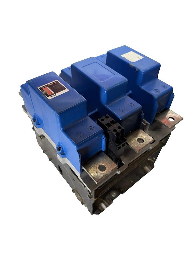 Refurbished Cutler-Hammer EATON Size Sz 6 Contactor 10-5822, Ser C1,  700A 600V-AC, 18690