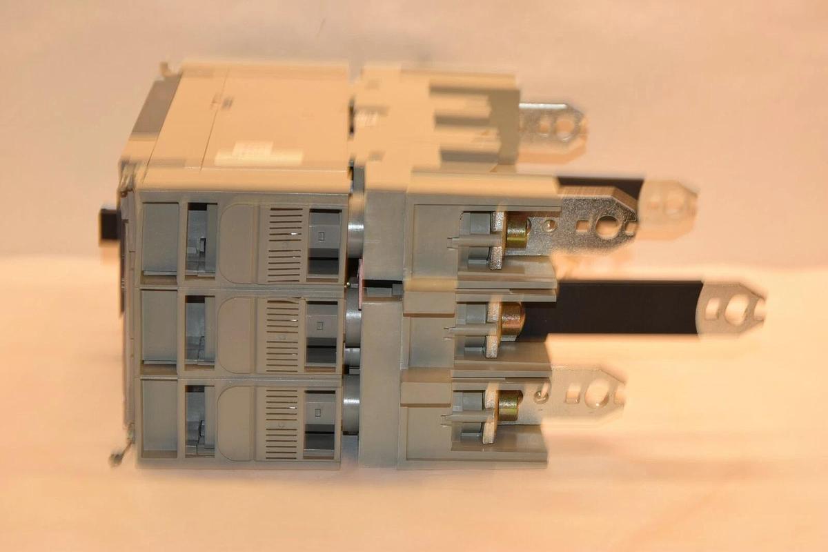 (NEW) MERLIN GERIN NSJ600a breaker  NJHN36000S60ABSO 600  600 A 600AMP 600 AMP