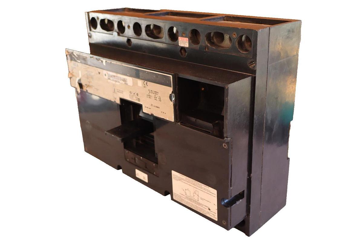 Used Square D Circuit Breaker 800 Amp NAL36800 800A Frame 3Pole