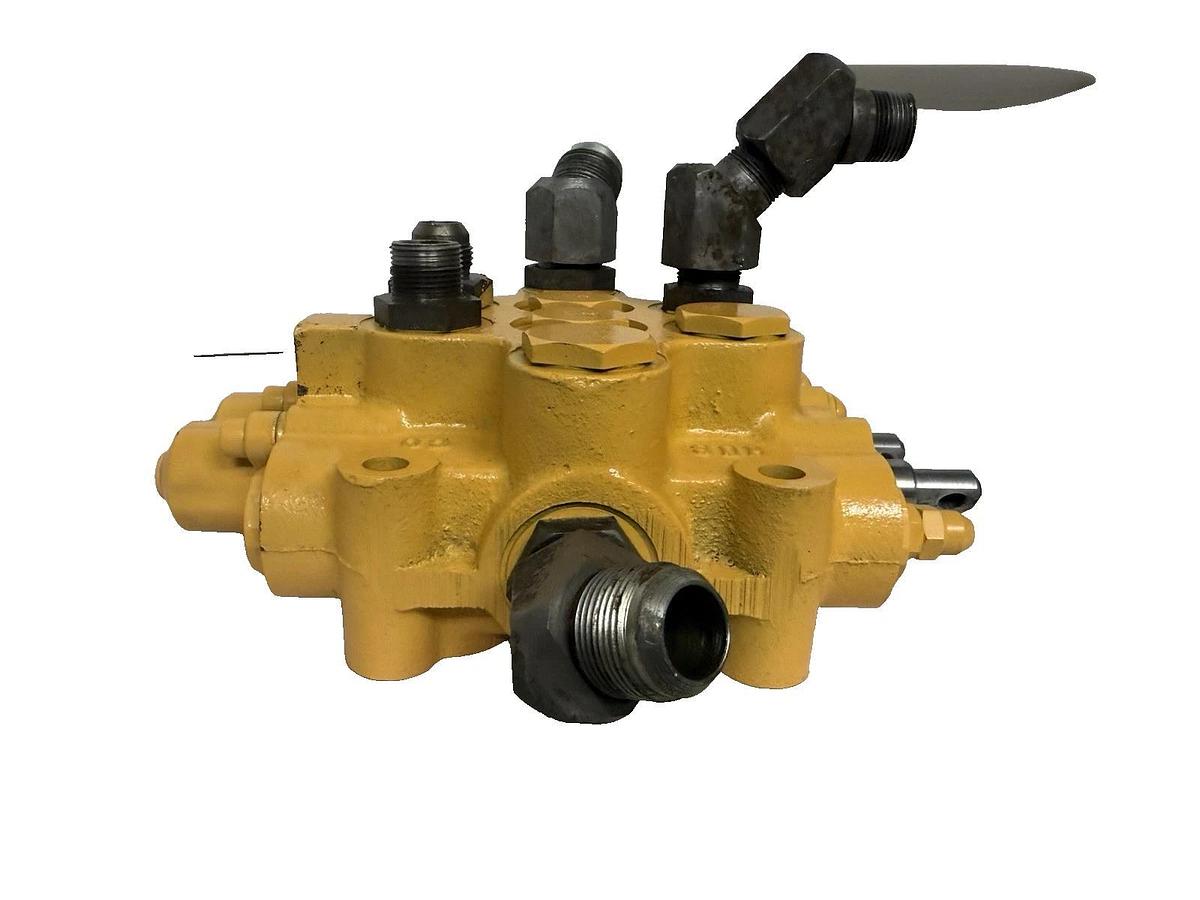 Used Altec Husco 28A7 3212C Vermeer Hydraulic Valve 2 Spool Valve block  3212C 1-D-M